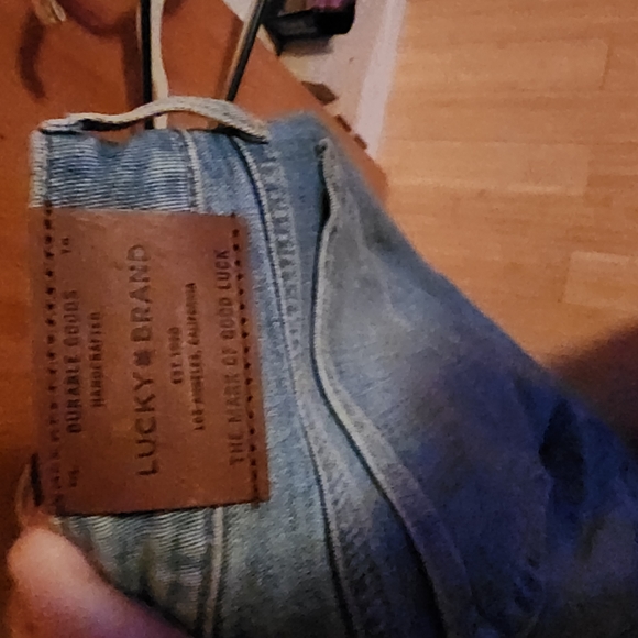LUCKY BRAND JEANS NWT - Picture 6 of 6